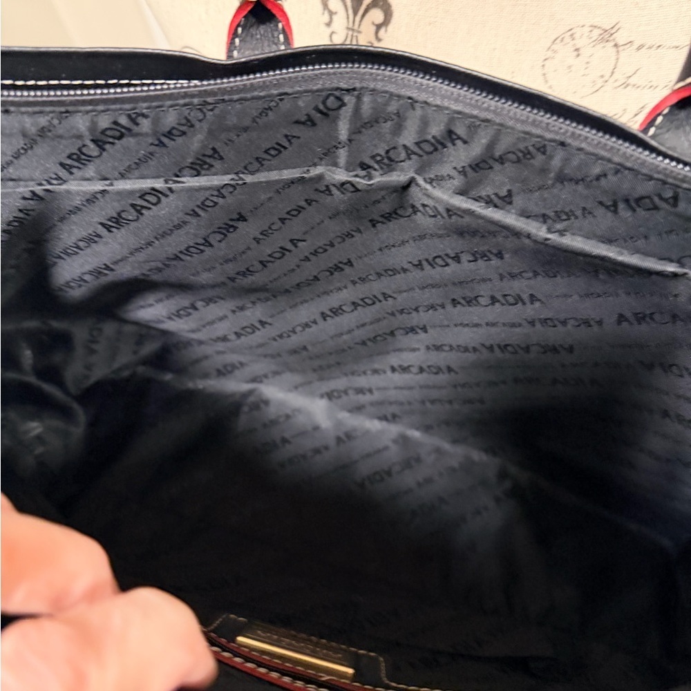 Arcadia Patent Grey Tote Bag - Picture 6 of 9